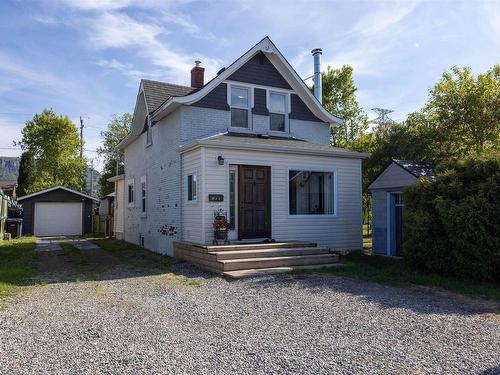 404 Amelia Street W  Thunder Bay, ON P7E 4A8