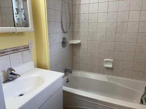 58 Balsam St, Thunder Bay, ON 