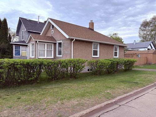 58 Balsam St, Thunder Bay, ON 
