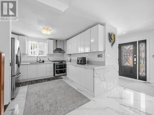 230 Sheffield Street, Newmarket, ON 