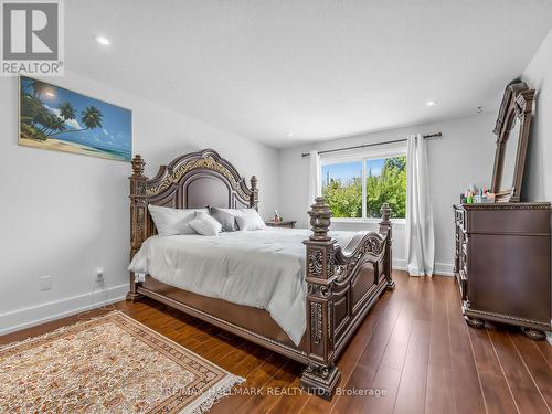 230 Sheffield Street, Newmarket, ON 
