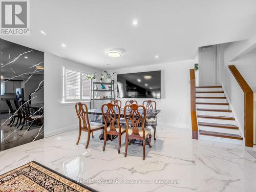 230 Sheffield Street, Newmarket, ON 