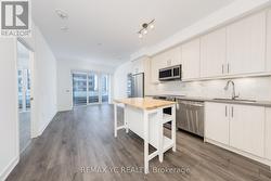 305 - 95 ONEIDA CRESCENT Richmond Hill, ON L4B 0H5