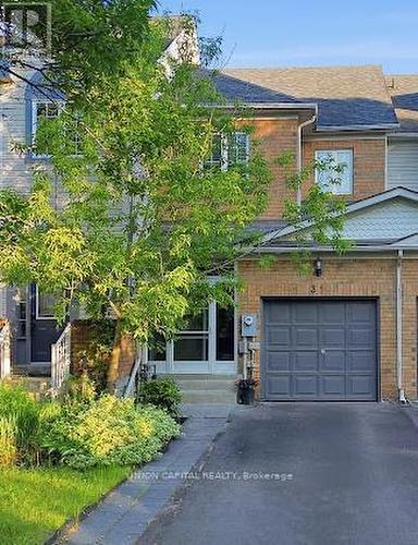 31 Ochalski Road, Aurora, ON 