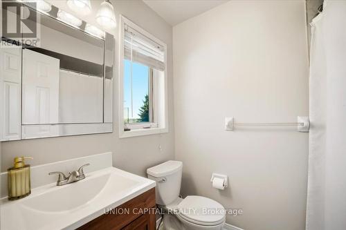 31 Ochalski Road, Aurora, ON 