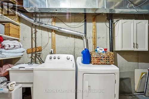 31 Ochalski Road, Aurora, ON 