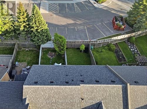 31 Ochalski Road, Aurora, ON 