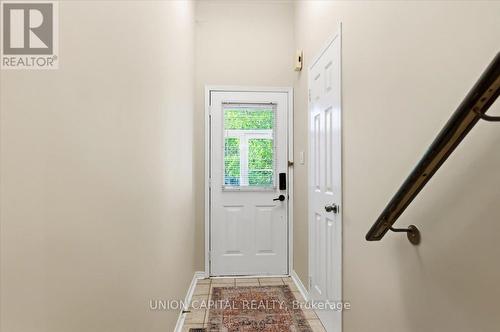 31 Ochalski Road, Aurora, ON 