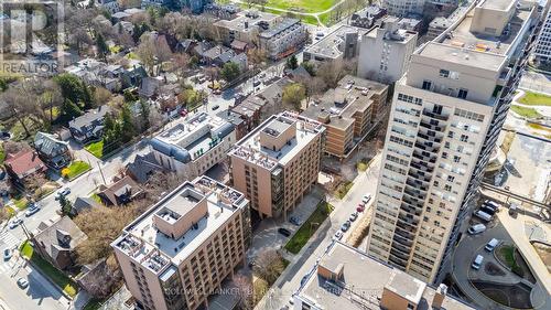 206 - 447 Walmer Road, Toronto, ON 