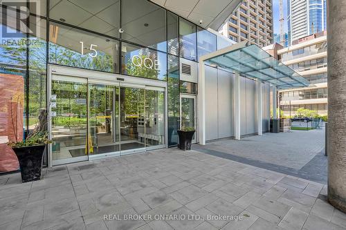 2706 - 15 Queens Quay E, Toronto, ON 