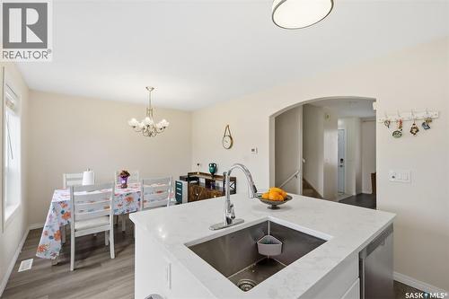 422 Blakeney Crescent, Saskatoon, SK 