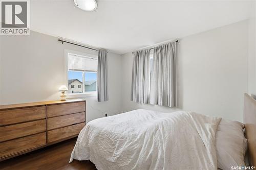422 Blakeney Crescent, Saskatoon, SK 