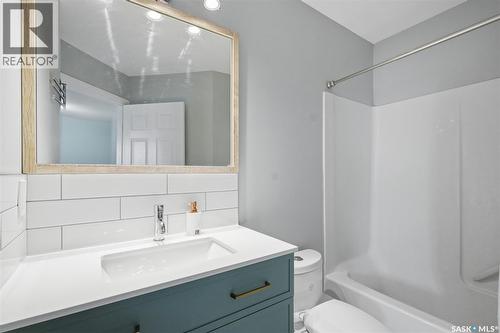 422 Blakeney Crescent, Saskatoon, SK 