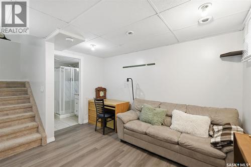 422 Blakeney Crescent, Saskatoon, SK 