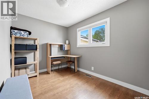 46 Newstead Avenue, Regina, SK 