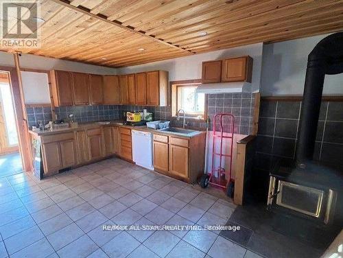 211 Burnt River Road, Kawartha Lakes (Somerville), ON 