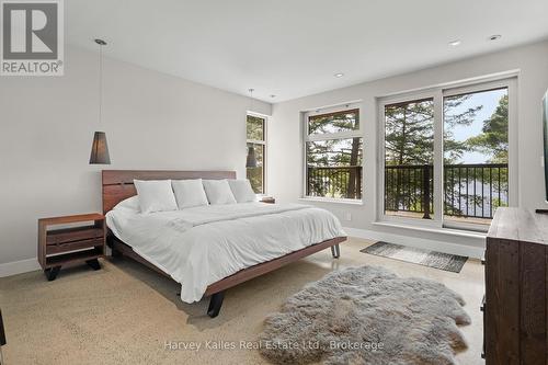 2nd primary suite with 5pc bath & w/i closet - 43 Houston Lane, Seguin, ON 