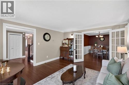 2264 Britannia Road, Burlington, ON - Indoor Photo Showing Living Room