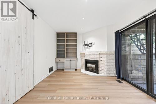 109 Brant Street, Oakville (Co Central), ON 