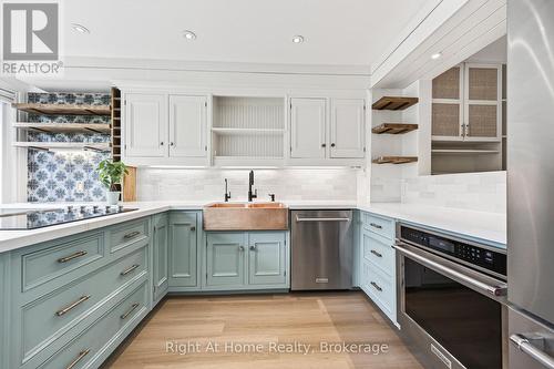 109 Brant Street, Oakville (Co Central), ON 