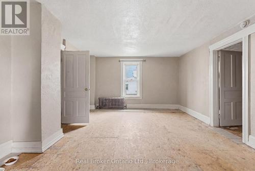 247 King Street, Welland (Welland Downtown), ON 