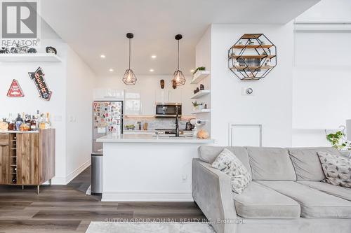 119 - 200 Manitoba Street, Toronto, ON 