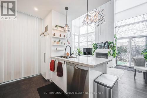 119 - 200 Manitoba Street, Toronto, ON 