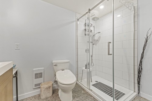 Bathroom - 1-80 Boul. Louise-Campagna, Gatineau (Hull), QC 
