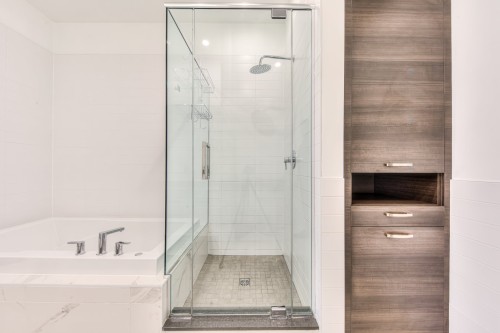 Bathroom - 606-2480 Rue Des Nations, Montréal (Saint-Laurent), QC 