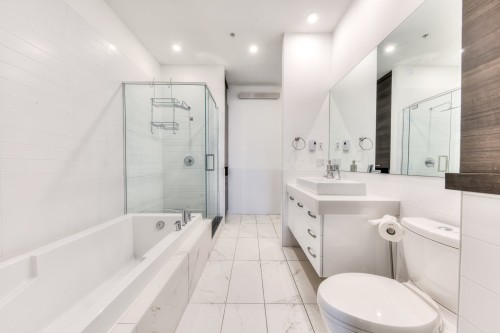 Bathroom - 606-2480 Rue Des Nations, Montréal (Saint-Laurent), QC 