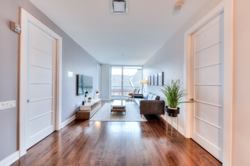 Living Room - 606-2480 Rue Des Nations, Montréal (Saint-Laurent), QC 