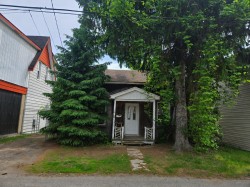620 Rue du Collège  Lachute, QC J8H 1S7