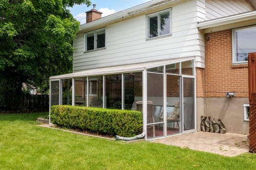 Solarium/Verrière - 28 Rue Kieffer, Dollard-Des-Ormeaux, QC 