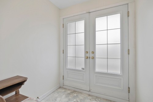 Hall d'entrée/Vestibule - 28 Rue Kieffer, Dollard-Des-Ormeaux, QC 