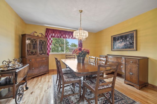 Salle à manger - 28 Rue Kieffer, Dollard-Des-Ormeaux, QC 