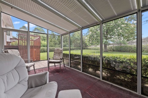 Solarium/Verrière - 28 Rue Kieffer, Dollard-Des-Ormeaux, QC 