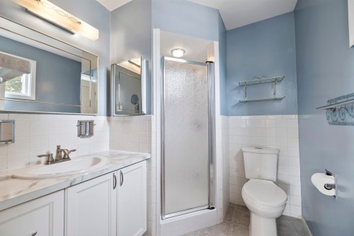 Salle de bains - 28 Rue Kieffer, Dollard-Des-Ormeaux, QC 