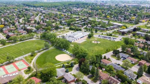 Photo aérienne - 28 Rue Kieffer, Dollard-Des-Ormeaux, QC 