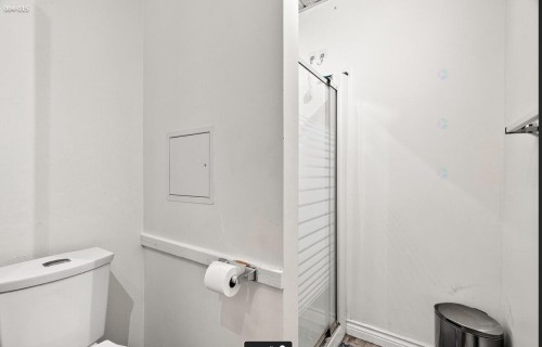 Bathroom - 4224 Rue De Bellechasse, Montréal (Rosemont/La Petite-Patrie), QC - Indoor Photo Showing Bathroom