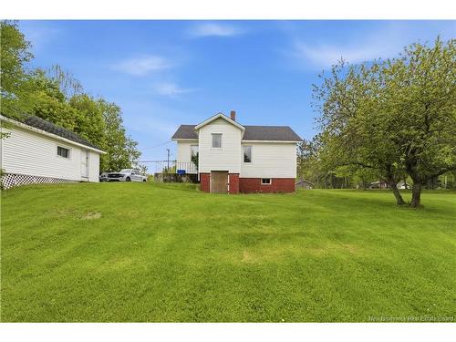 305 Pleasant Dr, Minto, NB 