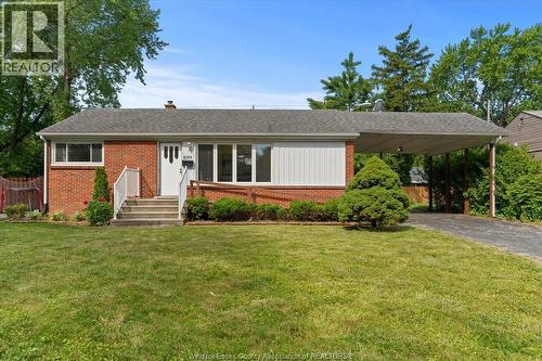 3209 DANDURAND AVENUE  Windsor, ON N9E 2E9