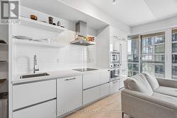 Modern Kitchen - 