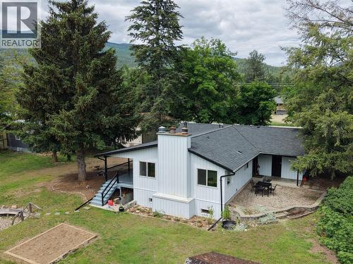 Main home - 3718 Krestova Road, Krestova, BC - Outdoor