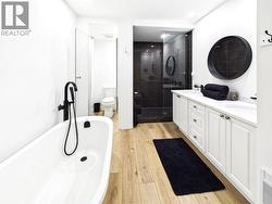 Ensuite - 