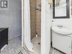 Basement bathroom - 