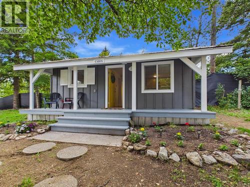 Cottage - 3718 Krestova Road, Krestova, BC - Outdoor