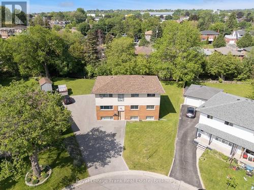 596 TALBOT COURT  Oshawa (Vanier), ON L1J 2E8