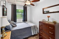 Second bedroom - 