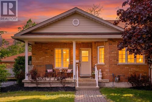 1 - 111 COLBORNE STREET  Kawartha Lakes (Fenelon Falls), ON K0M 1N0