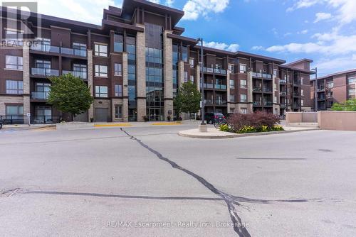 313 - 5010 CORPORATE DRIVE  Burlington (Uptown), ON L7L 0H6